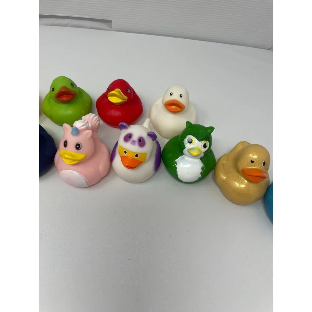 Mixed Lot of 20+ Collectible Rubber Duckies Ducks Oriental trading Rinco BMI
